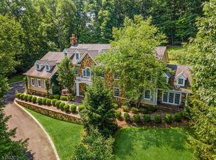 4 Waters Edge Rd, Morristown, NJ 07960