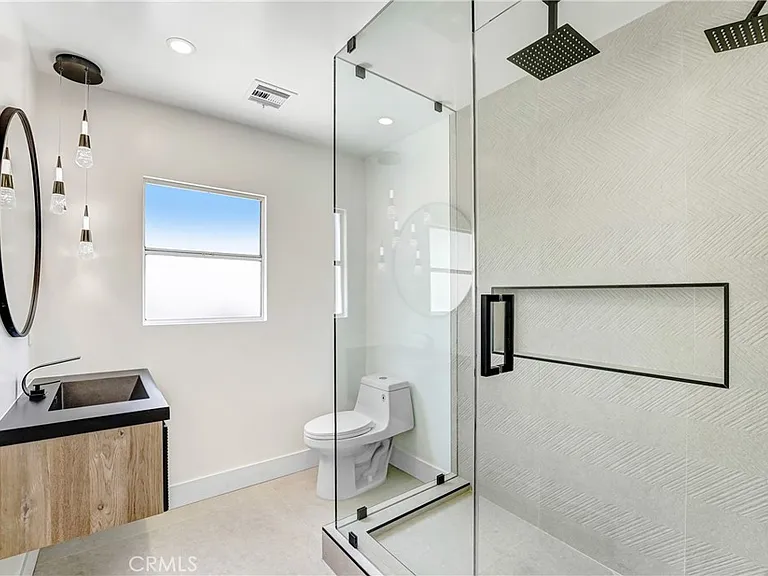 6722 Katherine Ave — Photo 13
