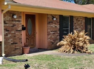 5131 Sun Valley Rd, Jackson, MS 39206