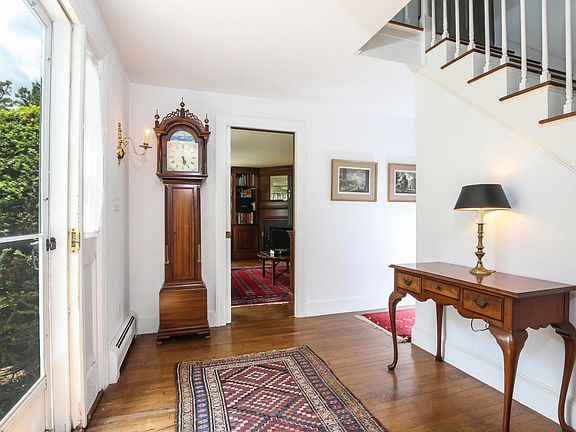 5th image of 117 Crows Pond Road