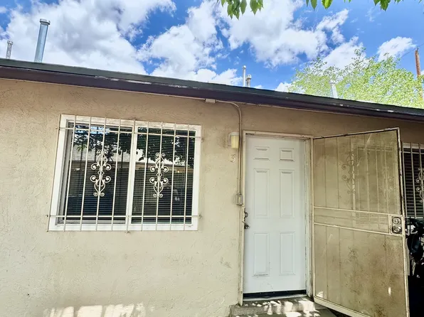 616 Alcazar St SE #3, Albuquerque, NM 87108