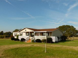 1176 Reitz Quinn Rd, Cat Spring, TX 78933