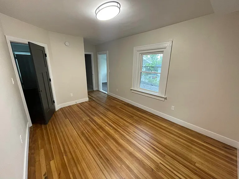 1506 W Grand Ave — Photo 20