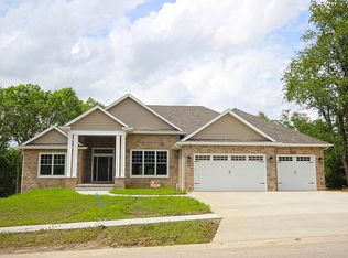 3909 Marigold Dr, Springfield, IL 62711