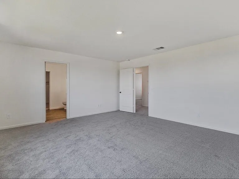27235 Blue Pool Dr — Photo 6