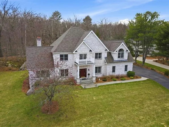 13 W Butterfly Way, Lincoln, RI 02865