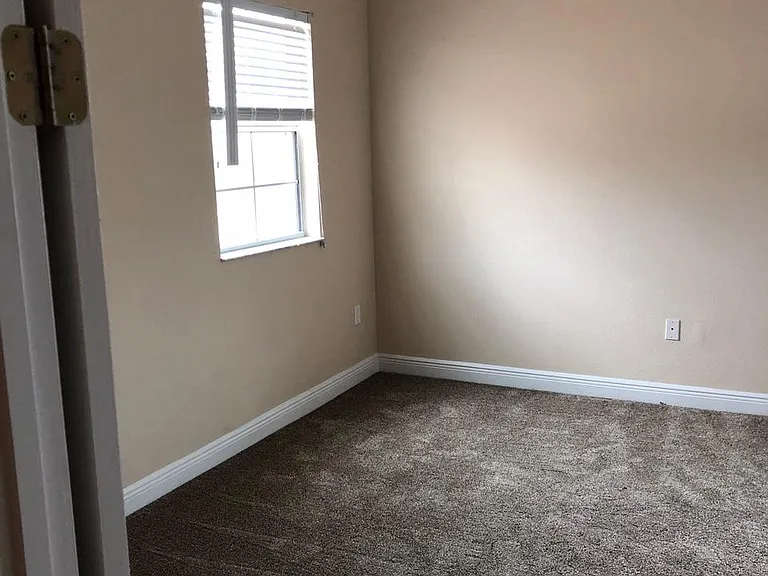 3615 Valleyview Dr — Photo 22