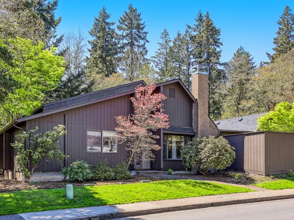 10 Brae Burn Dr, Eugene, OR 97405