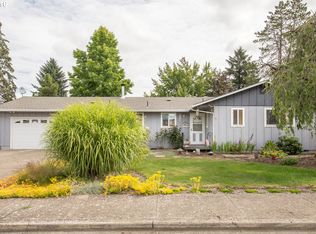 1913 NE 19th St, McMinnville, OR 97128