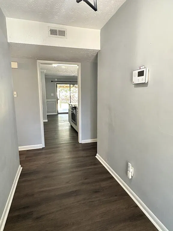 6850 Buttermere Dr — Photo 3