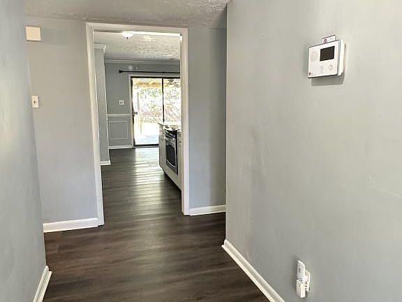 3rd image of 6850 Buttermere Dr