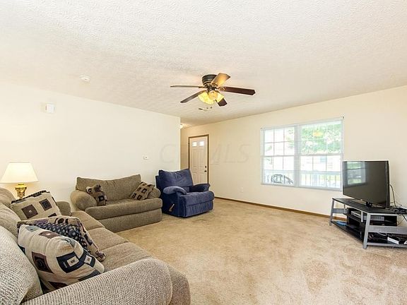 2nd image of 1383 Geranium Dr