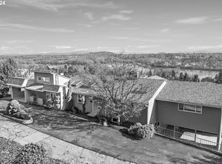 7420 S Laview Dr, Portland, OR 97219