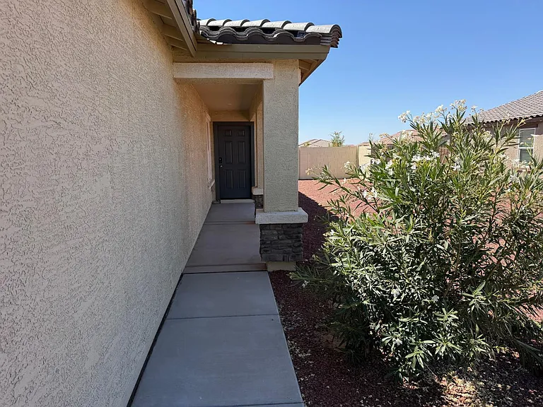 1473 E Jaycie Dr — Photo 5
