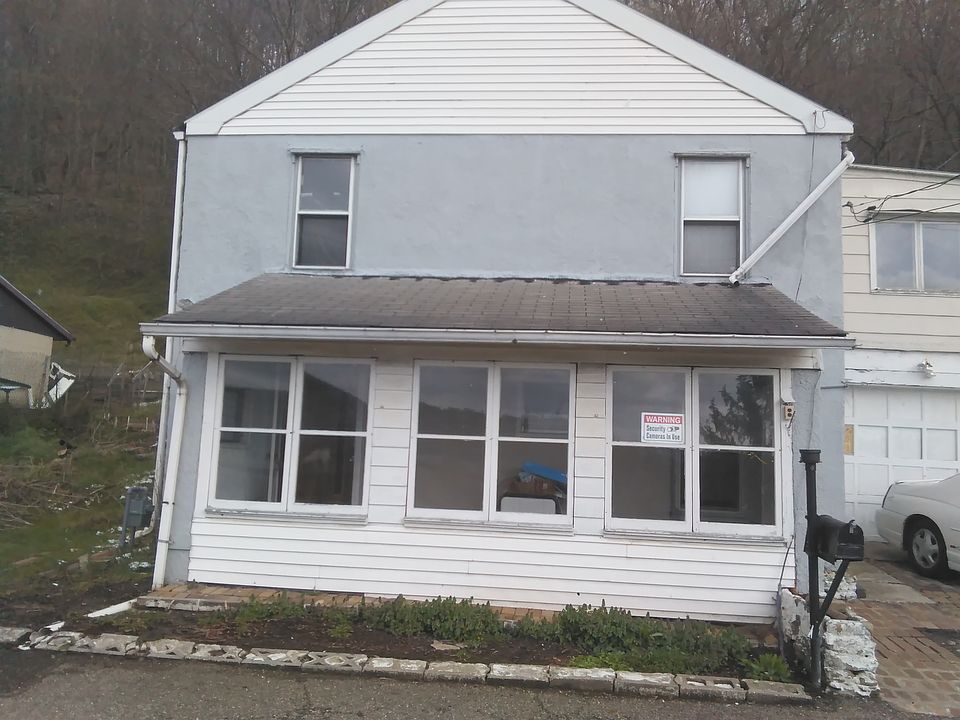 Front view half lot on left 