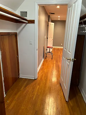 Rented by BELLMARC | media 18