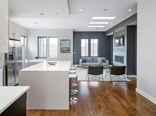 34 Chestnut Ave #201, Jamaica Plain, MA 02130