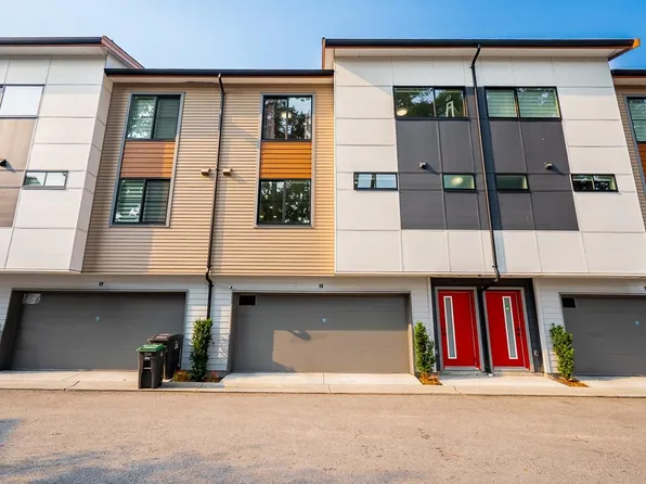 6138 128th St #27, Surrey, BC V3X 1T8