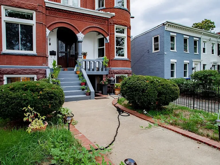 New Jersey Ave NW — Photo 21