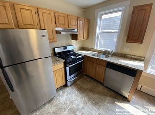 64-68 Middle St #2R, Boston, MA 02127