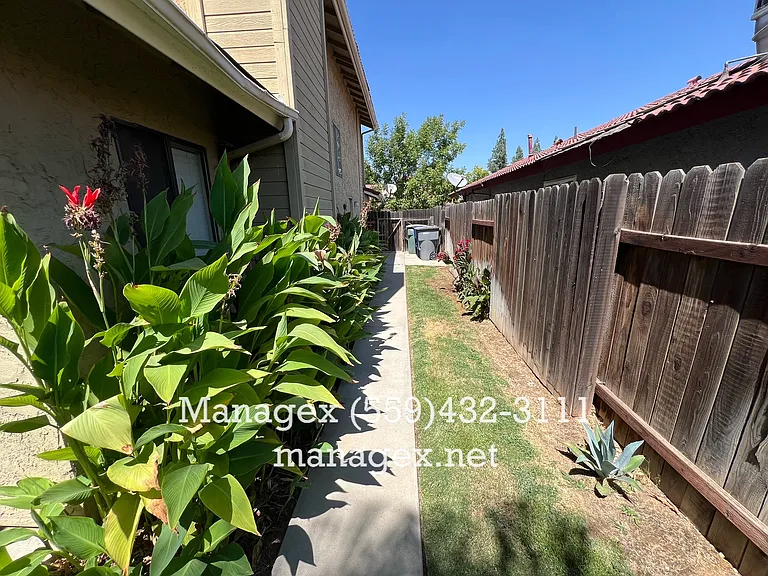 509 E Alluvial Ave #105 — Photo 19