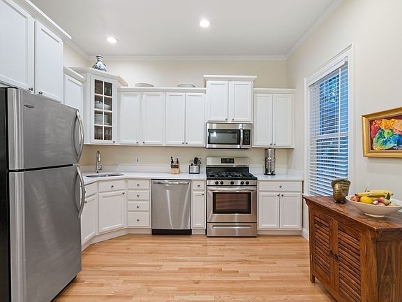 3rd image of 173 H St #1