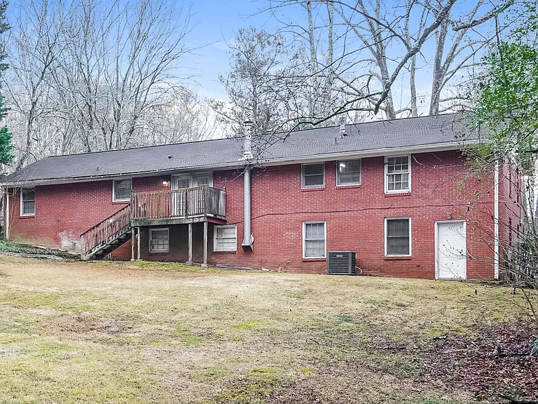 6166 Queens Rd — Photo 17