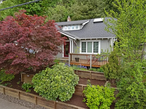 5803 S Corbett Ave, Portland, OR 97239