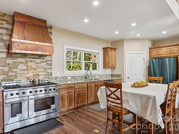 2nd image of 1367 Old Mill Rd