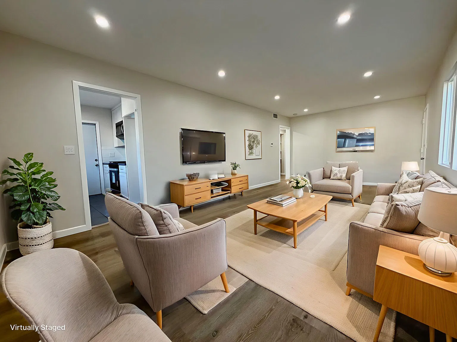 20 Bay Shore Ave — Photo 1