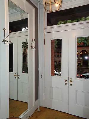 Rented by Avenue Sotheby's International Realty | media 23