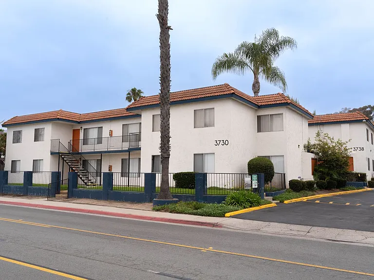 3738 Beyer Blvd #K — Photo 1