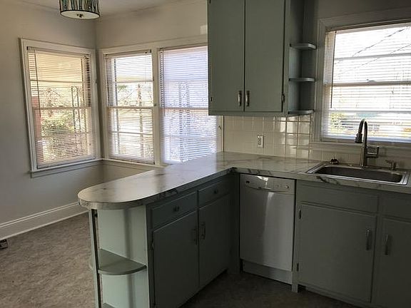 3rd image of 291 Shady Ln