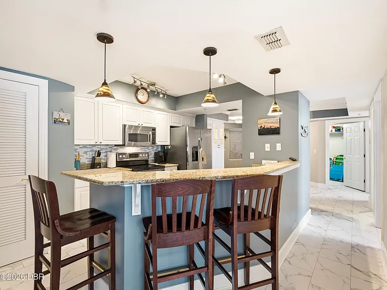 2055 S Atlantic Ave #703 — Photo 12
