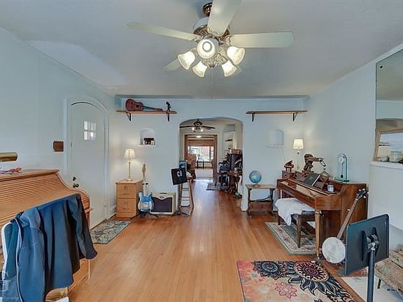 3rd image of 1035 Anniston Ave