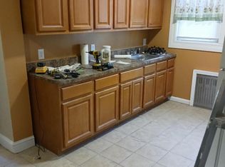 452 Morningstar Rd APT 1, Staten Island, NY 10303