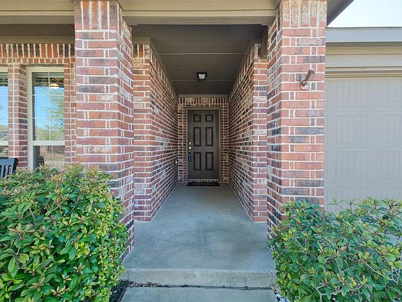 2nd image of 1514 San Carlos Dr