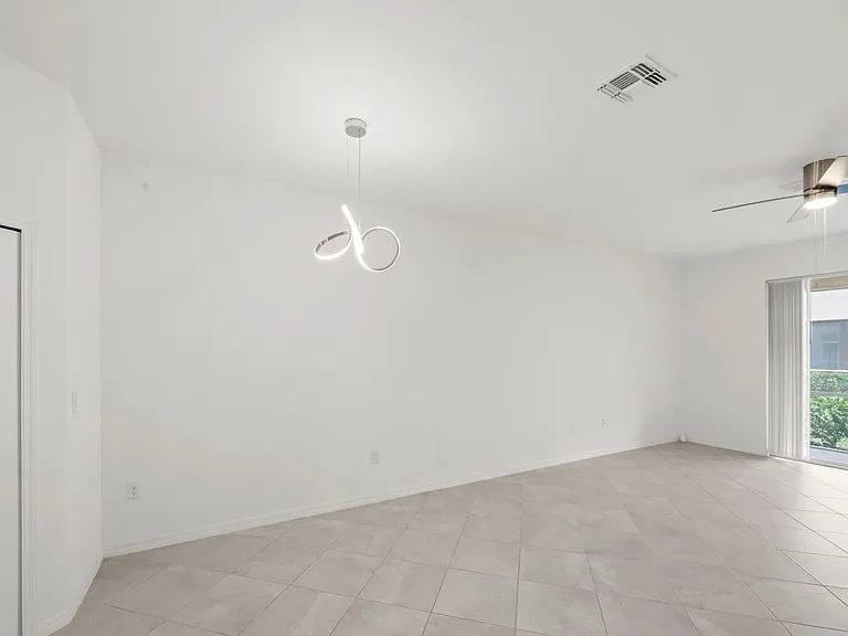 2827 Citrus St — Photo 6