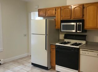 20 Curtis St #1, Waltham, MA 02453