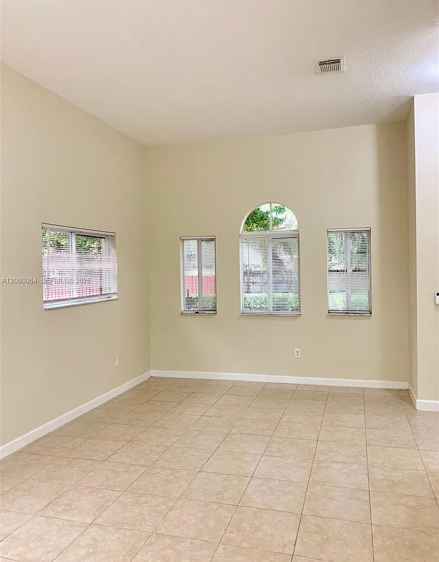 Meghans Place — Photo 4
