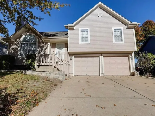 604 SW Nelson Dr, Grain Valley, MO 64029
