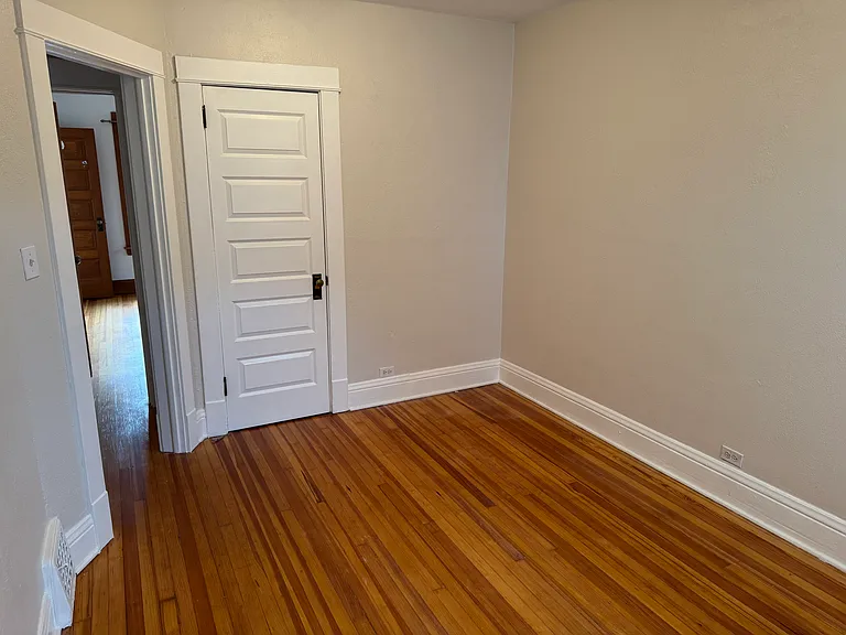 622 N Logan St #1 — Photo 10