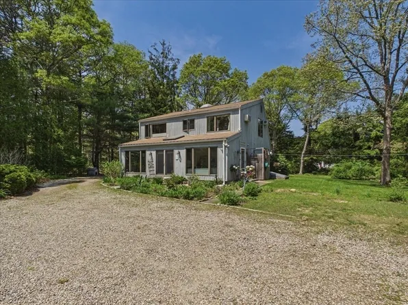 621 Locustfield Rd, East Falmouth, MA 02536