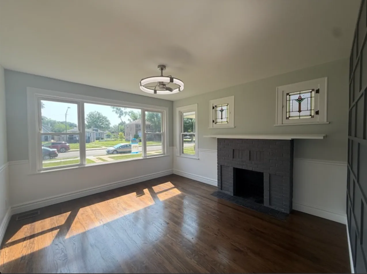 2 bed, 825 sqft, $1,300 — Photo 4