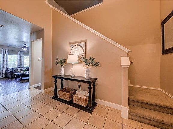 4th image of 3429 Hermalinda Dr