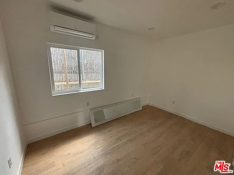 2751 Mary St #A — Photo 9