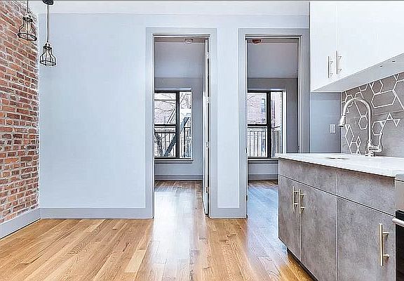 2nd image of 449 Saratoga Ave #3B
