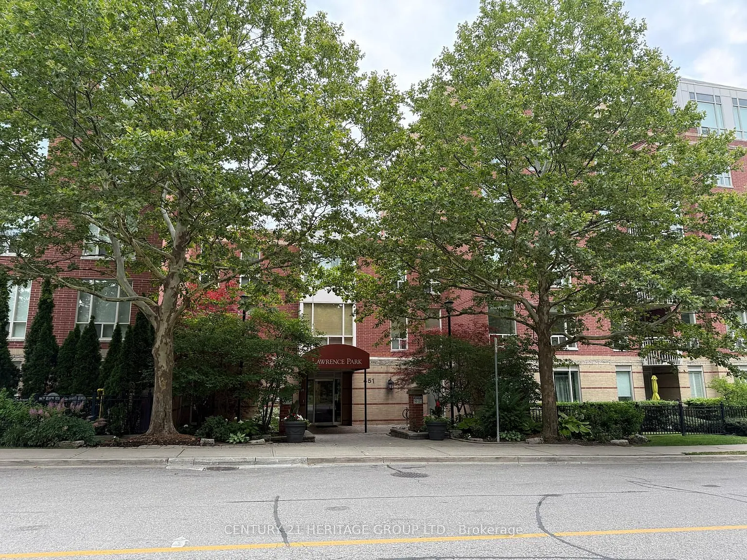2 bed, $2,750 — Photo 4