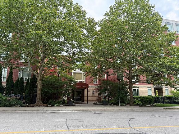 4th image of 451 Rosewell Ave #202