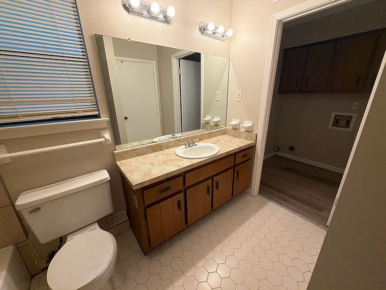 2253 Mangum Rd — Photo 12